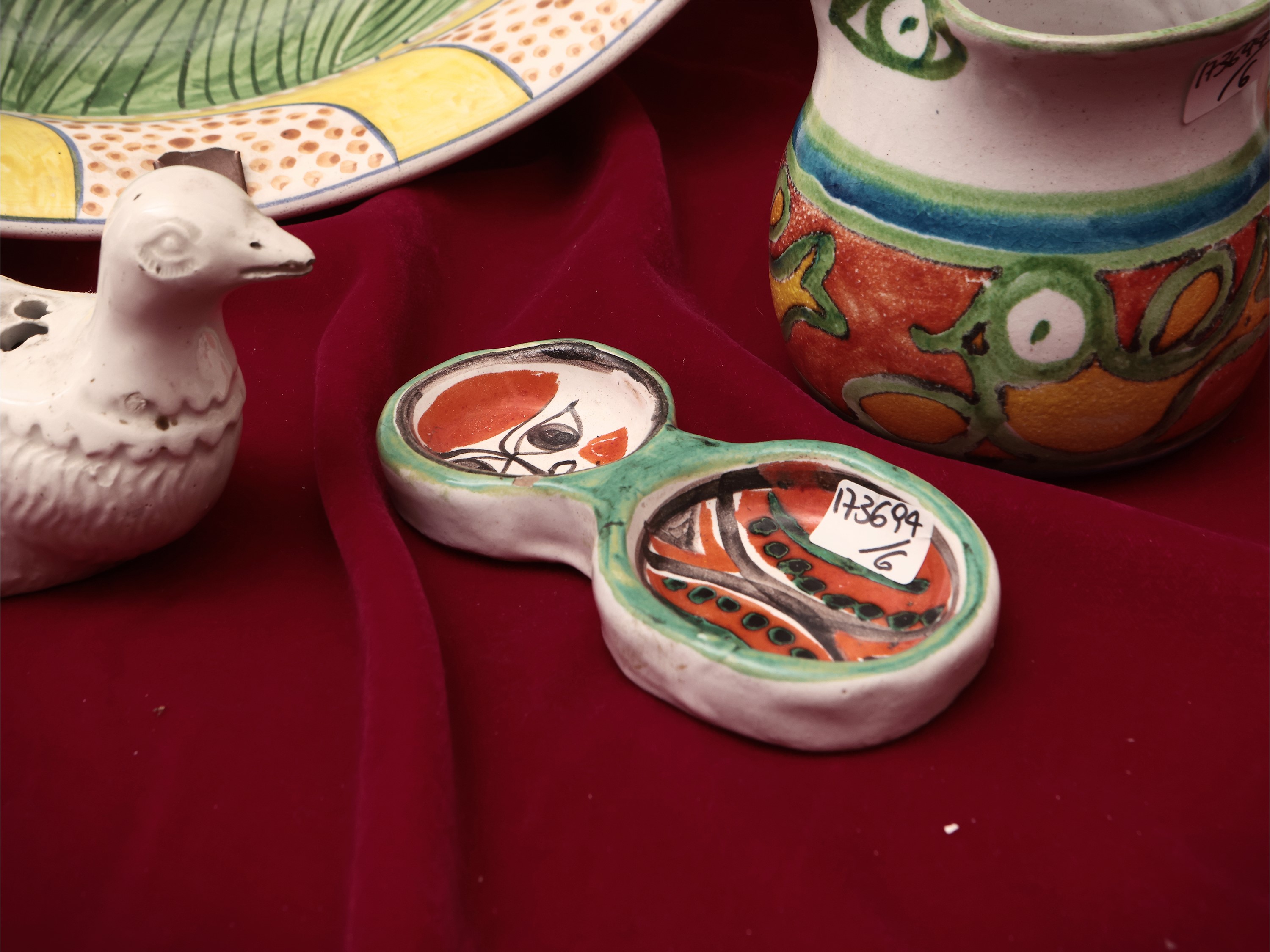 Miscellanea di Accessori in Terracotta Smaltata