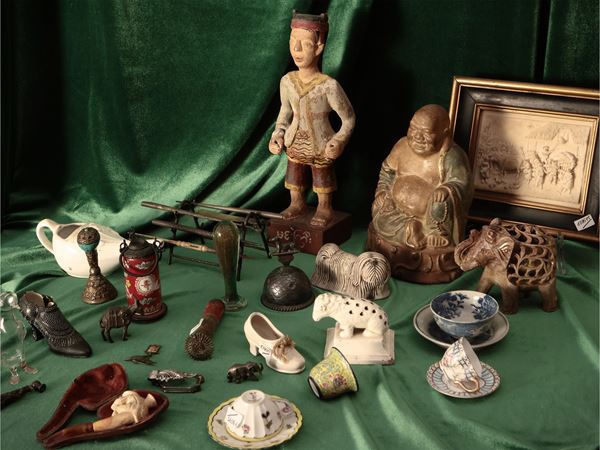 Miscellanea of vintage curiosities