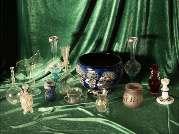 Collection of basic glass accessories