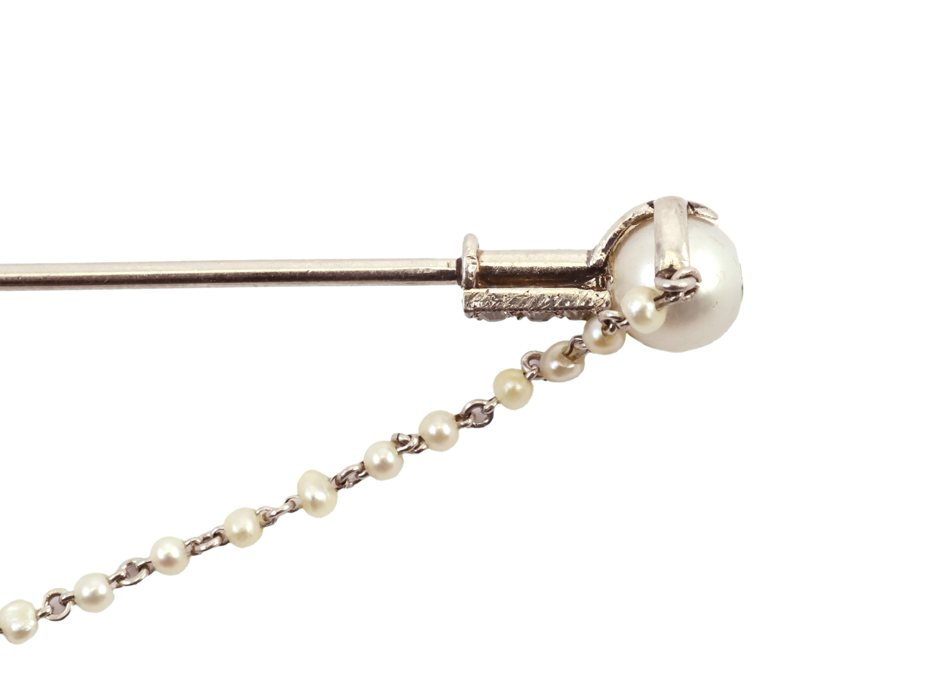 Spilla Cartier in Platino con Perle e Diamanti