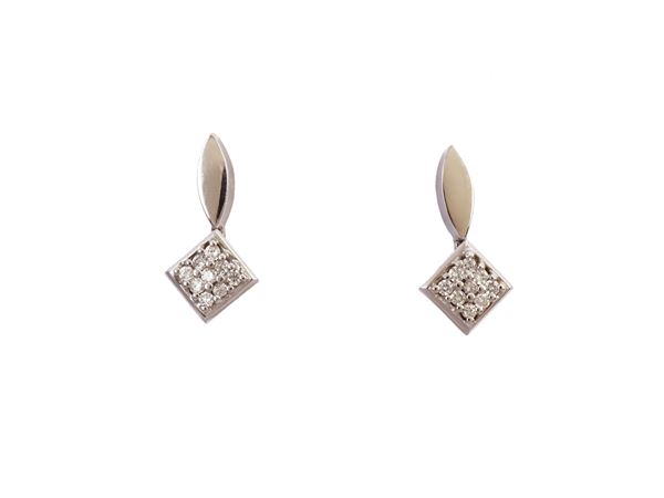 White gold earrings with diamonds