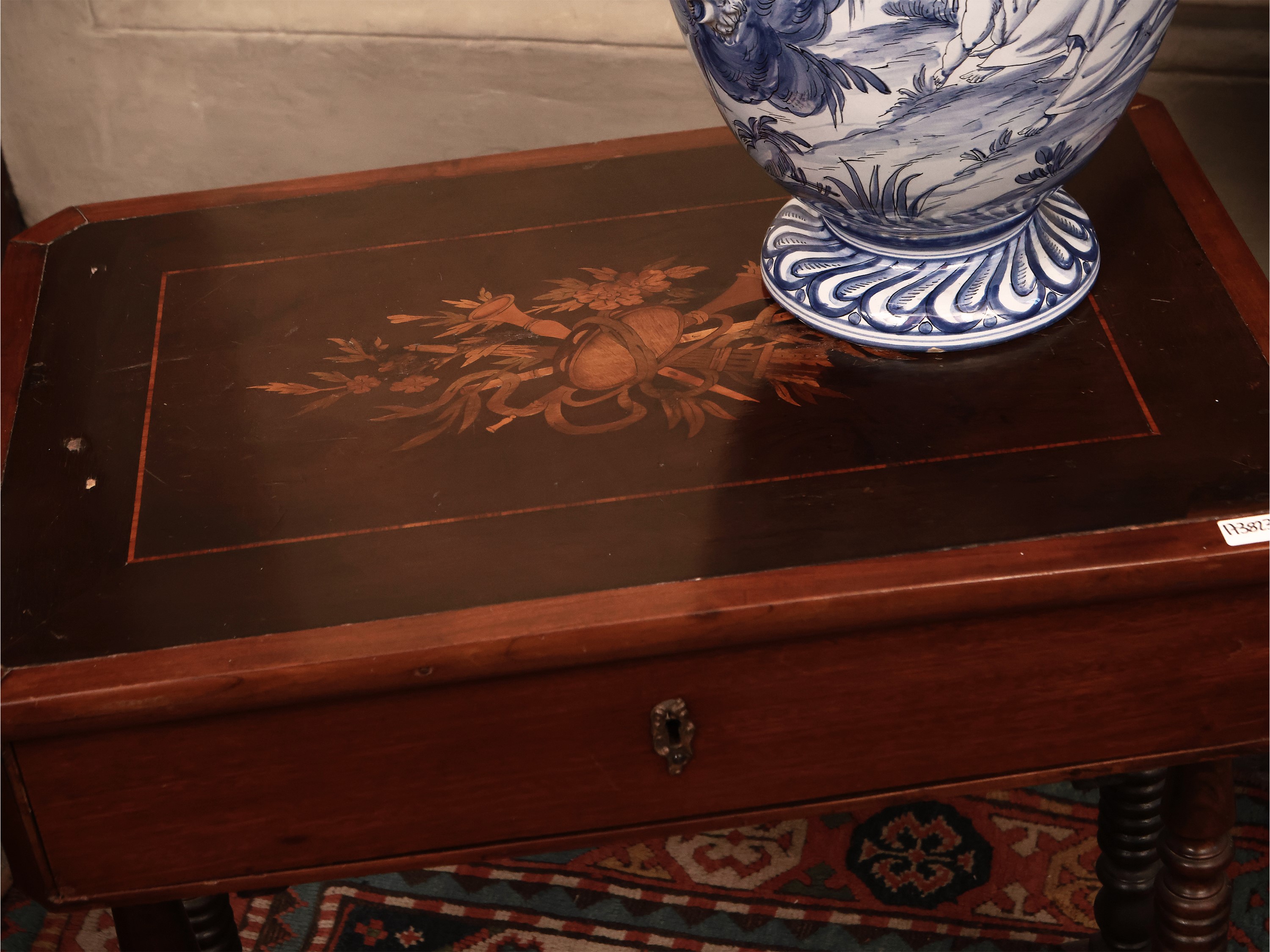 Tavolino da lavoro in noce