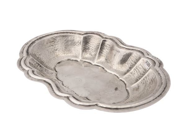 Silver table center