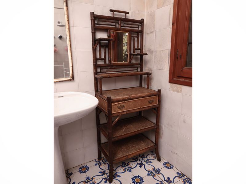 Toilette in Bambù e Vimini