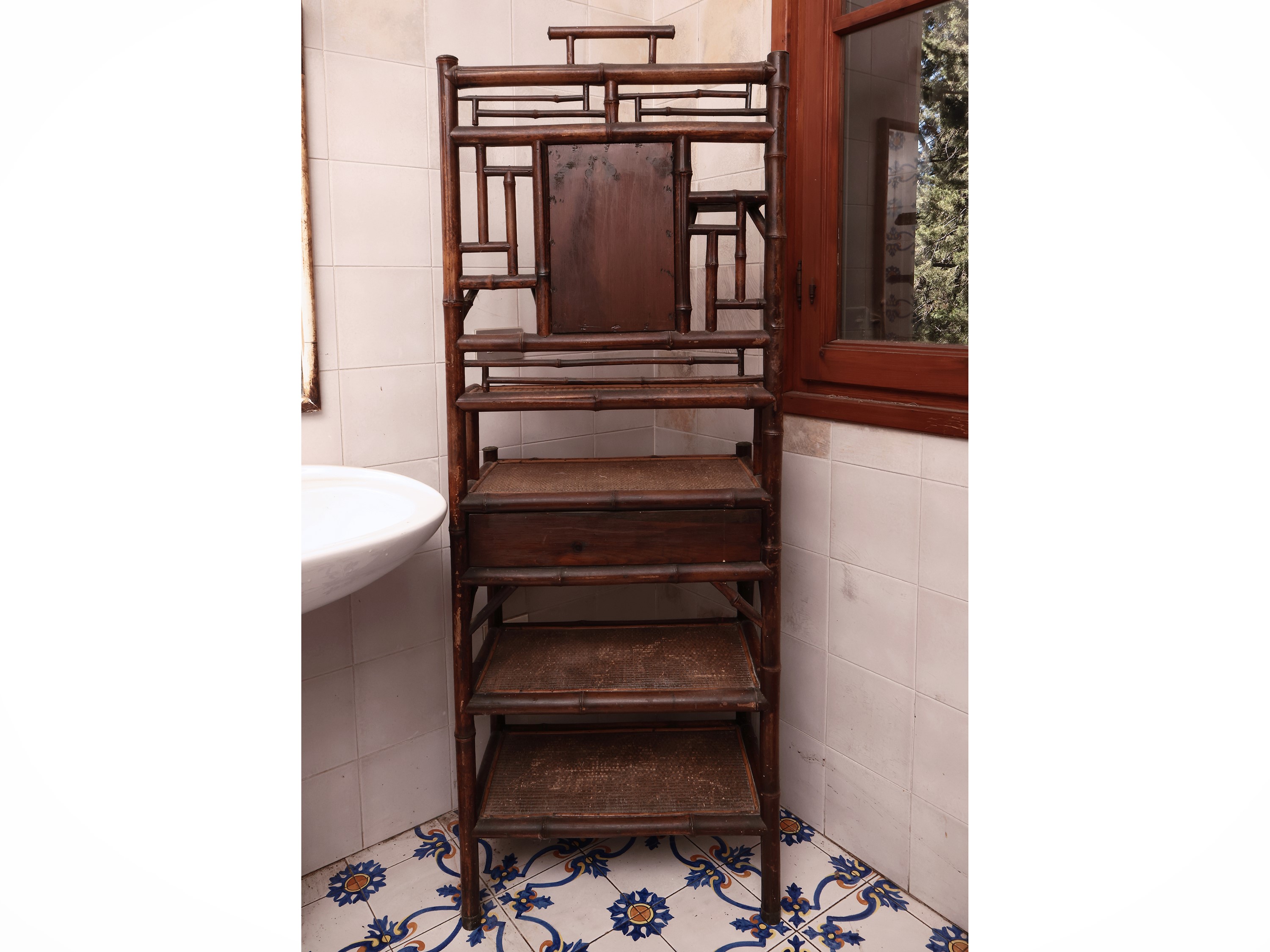 Toilette in Bambù e Vimini