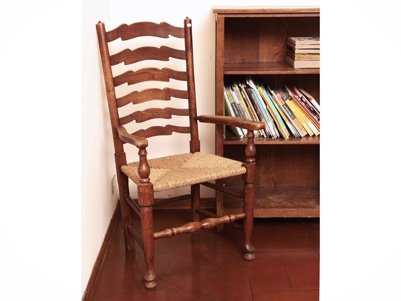Poltroncina Ruistica in Noce