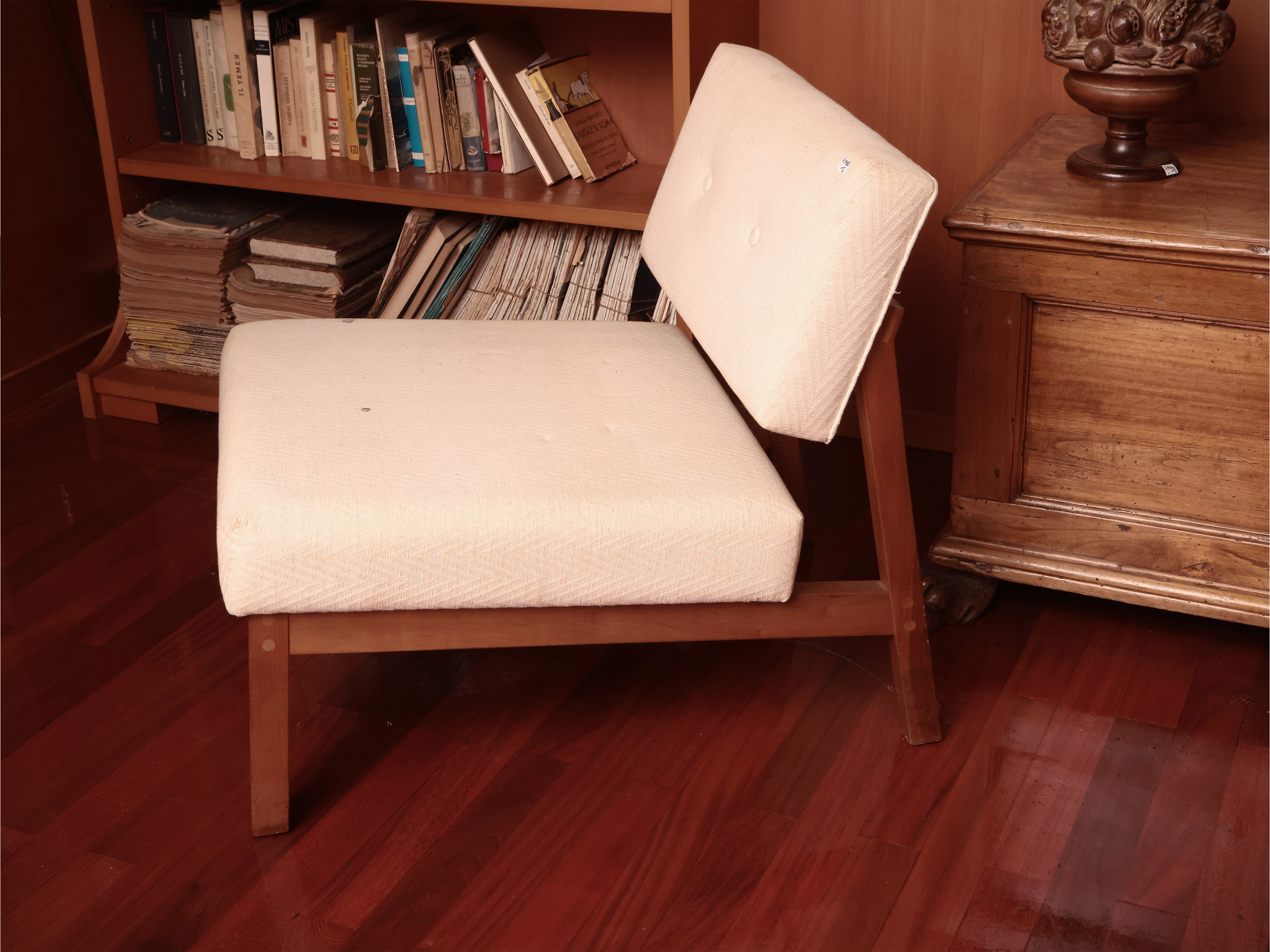 Coppia di Poltroncine di Gusto Moderno