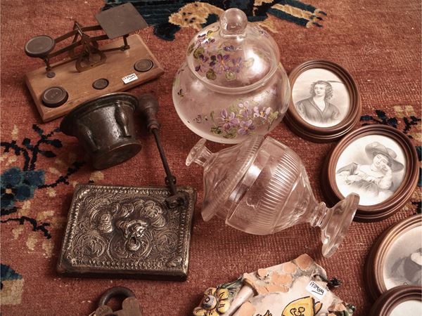 Miscellanea di curiosità d'epoca