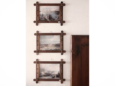 Tre Piccole Cornici in Legno Tenero