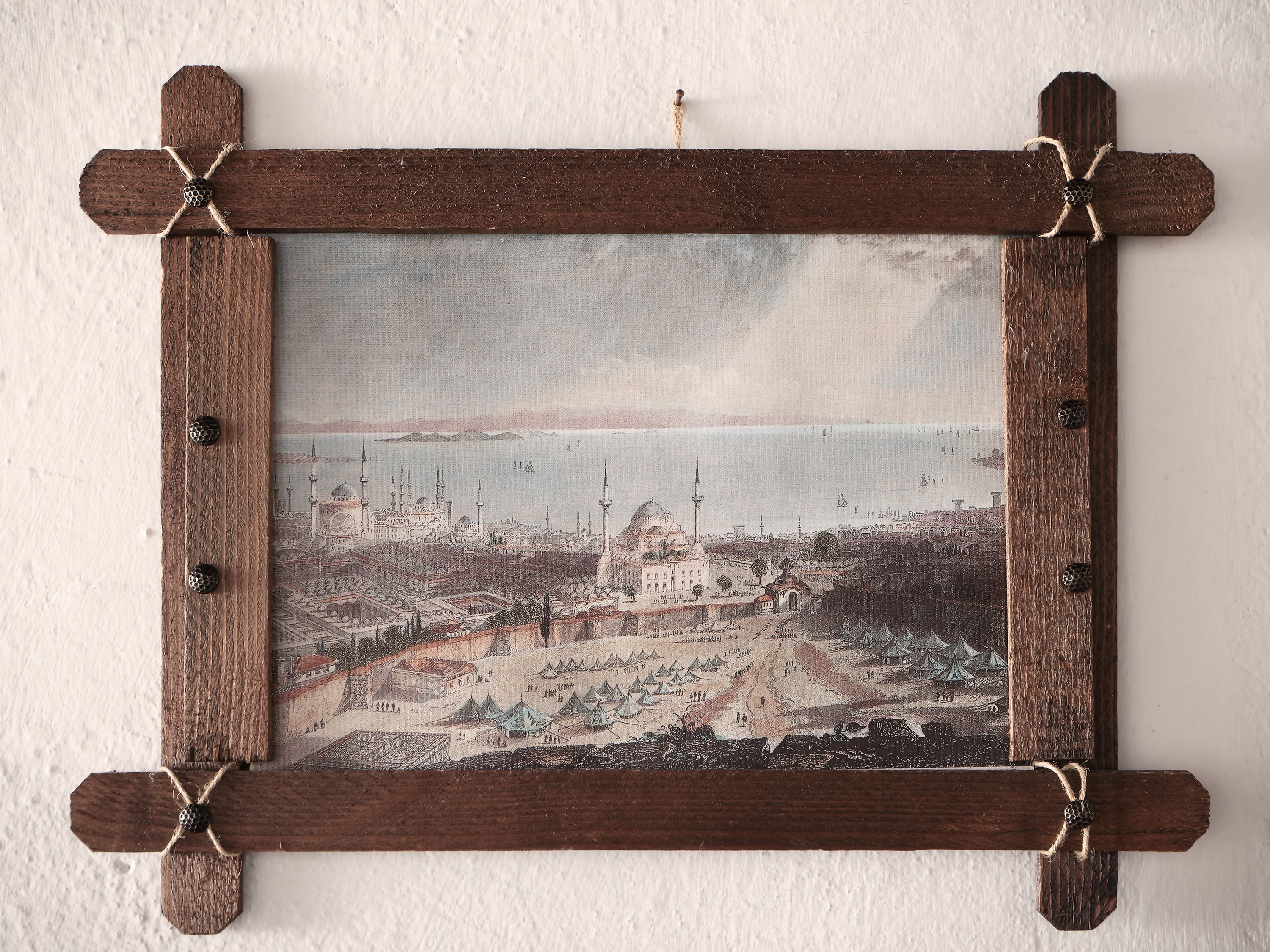 Tre Piccole Cornici in Legno Tenero