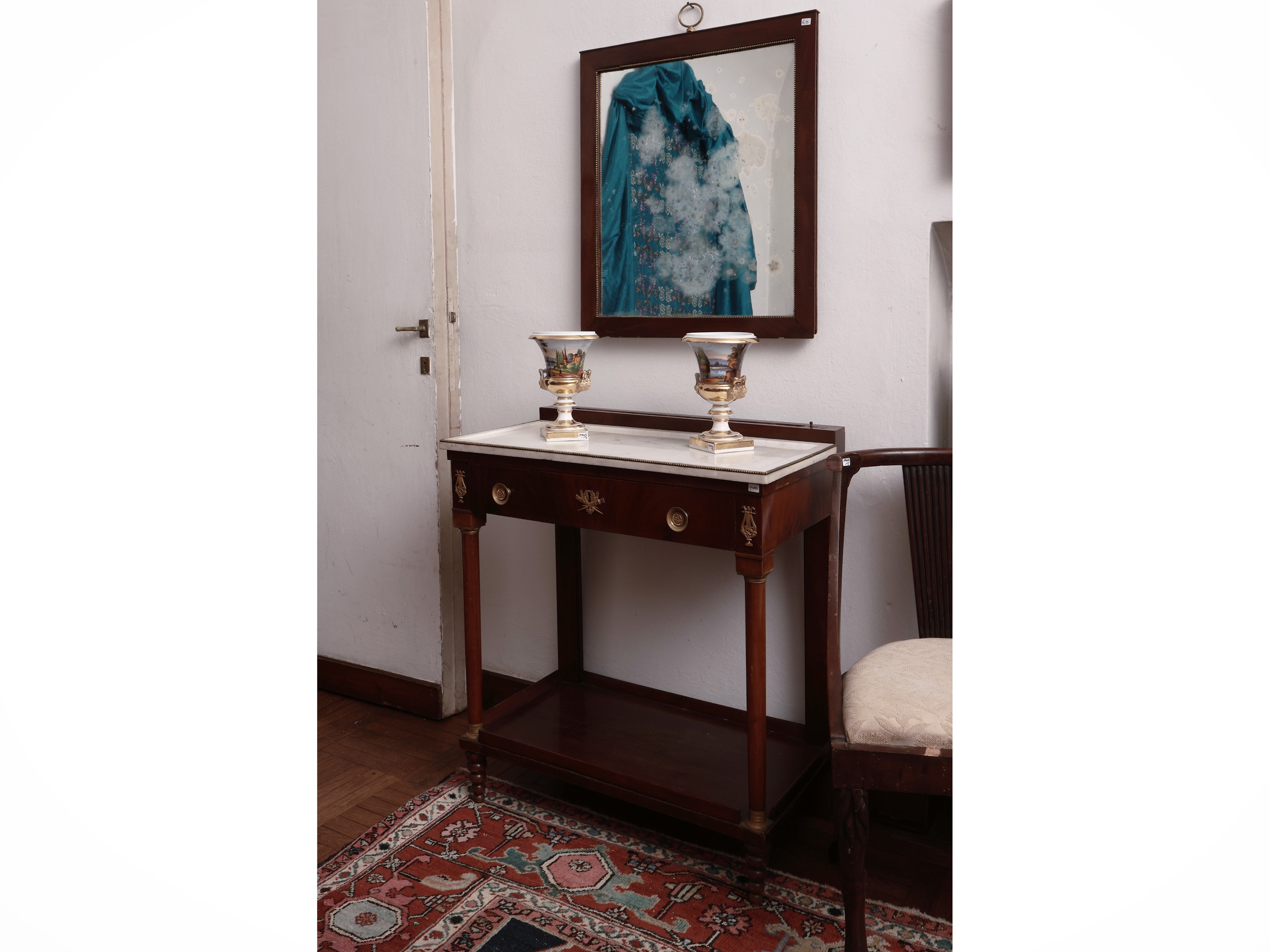Toilette Impiallacciata in Piuma di Mogano