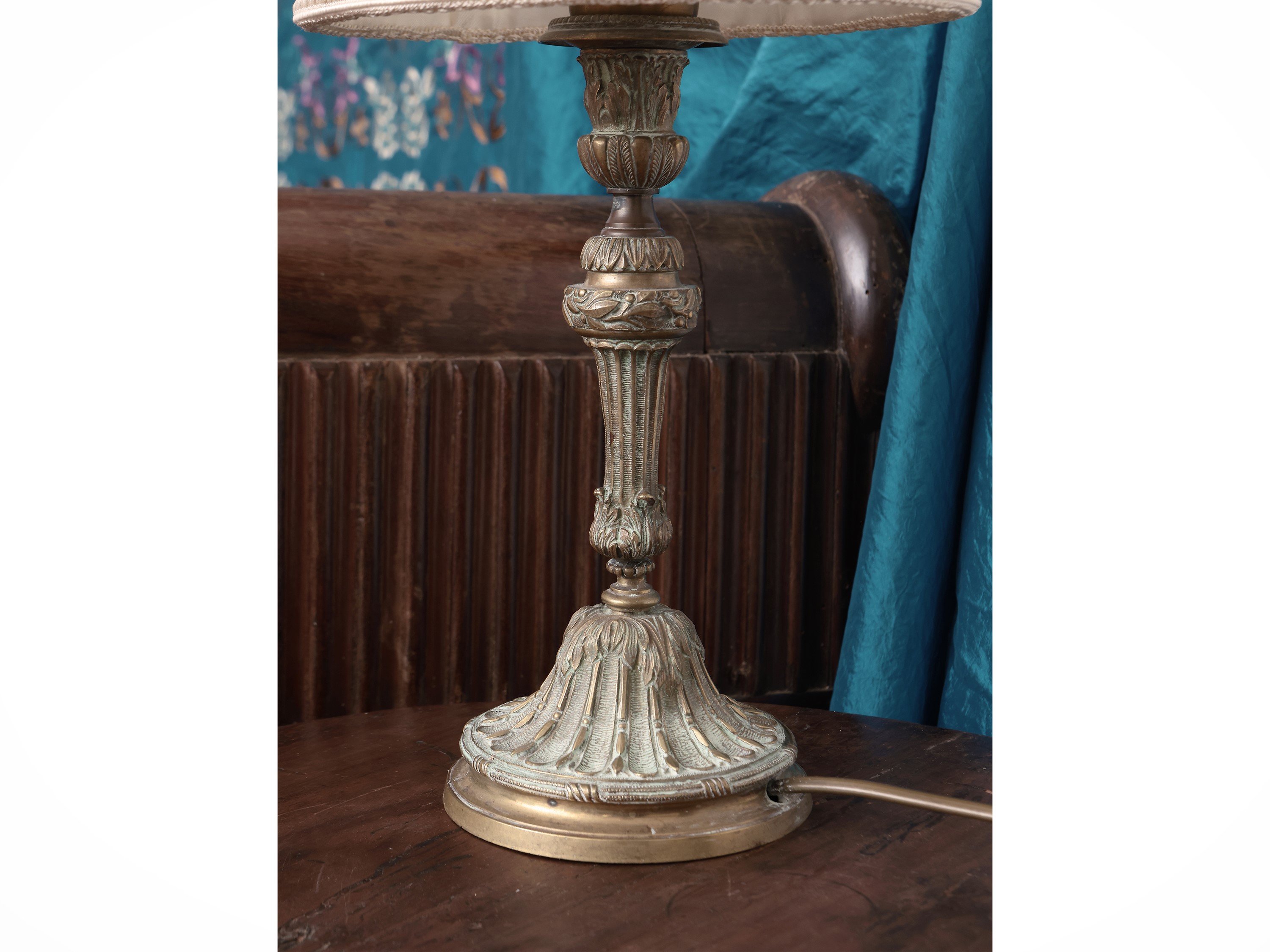 Coppia di Candelieri in Ottone