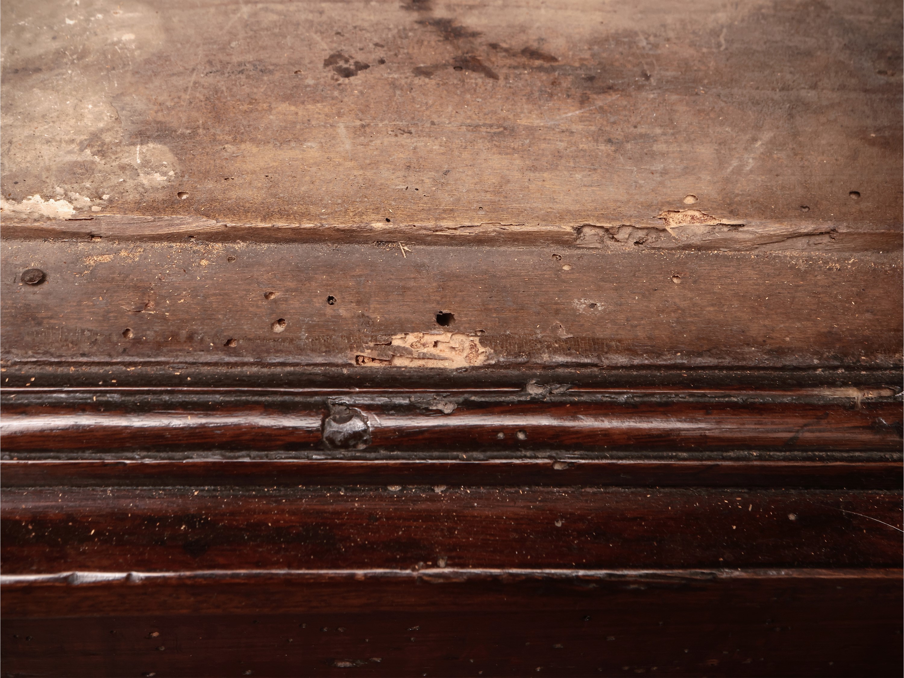 Piccola Credenza in Noce