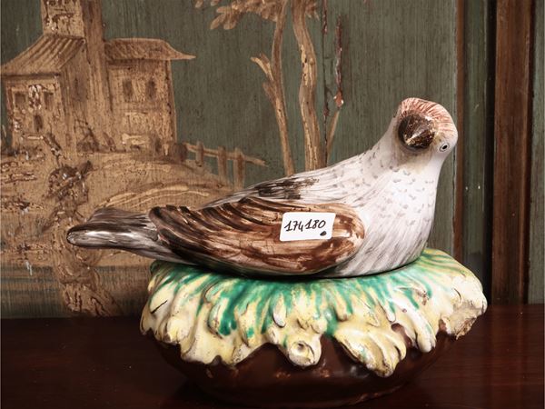 Scatola in maiolica