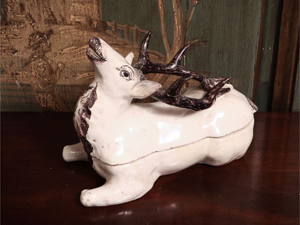 Scatola in maiolica