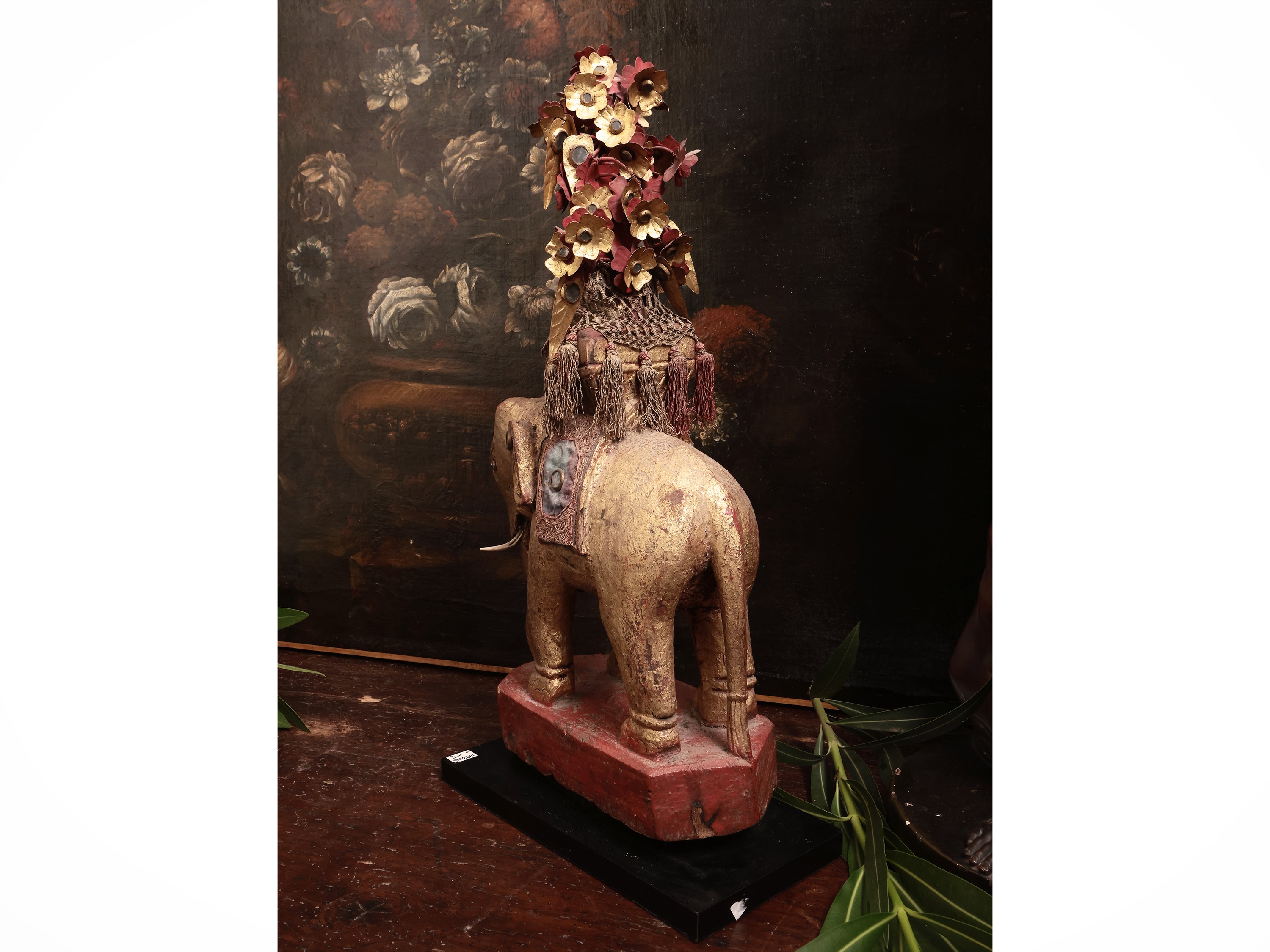 Coppia di Sculture in Legno Dorato