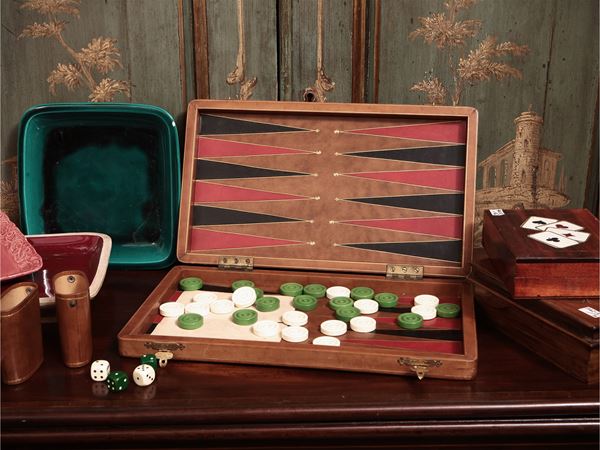Lotto di curiosità e accessori da gioco