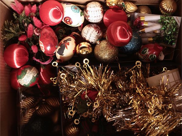 Assortimento di decorazioni natalizie