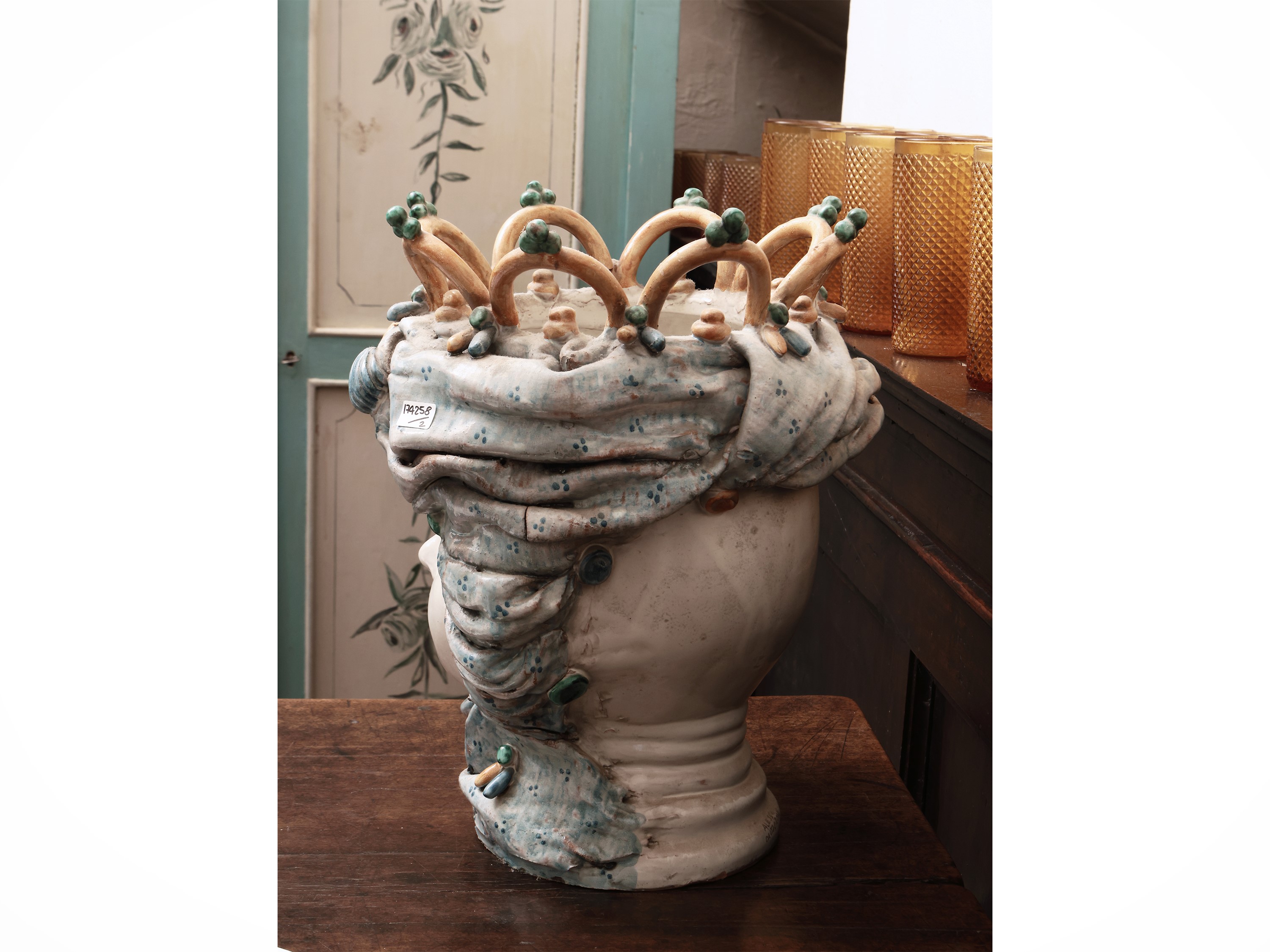 Coppia di Vasi Antropomorfi in Ceramica, Artigianato Siciliano