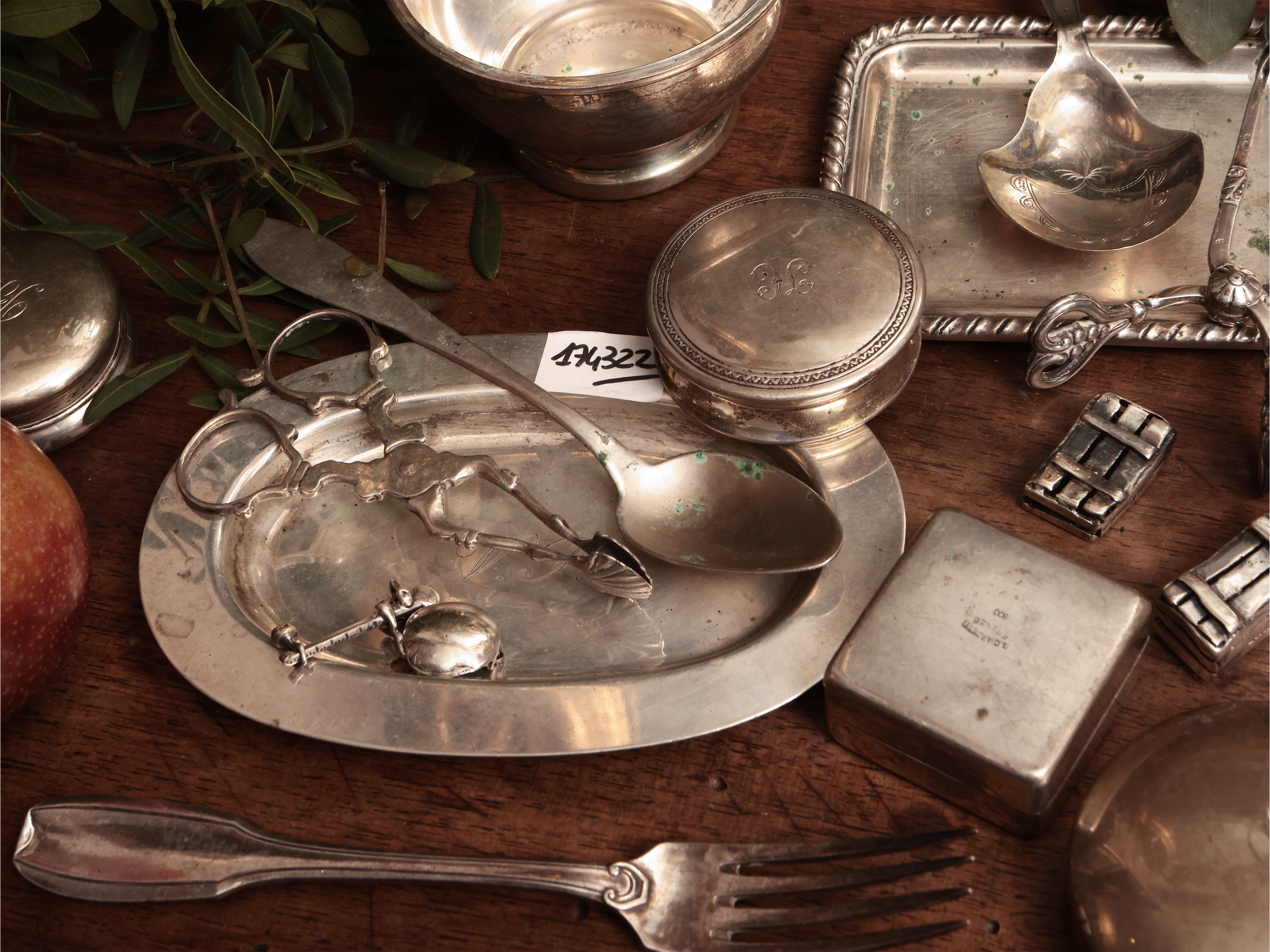 Miscellanea di ninnoli in argento