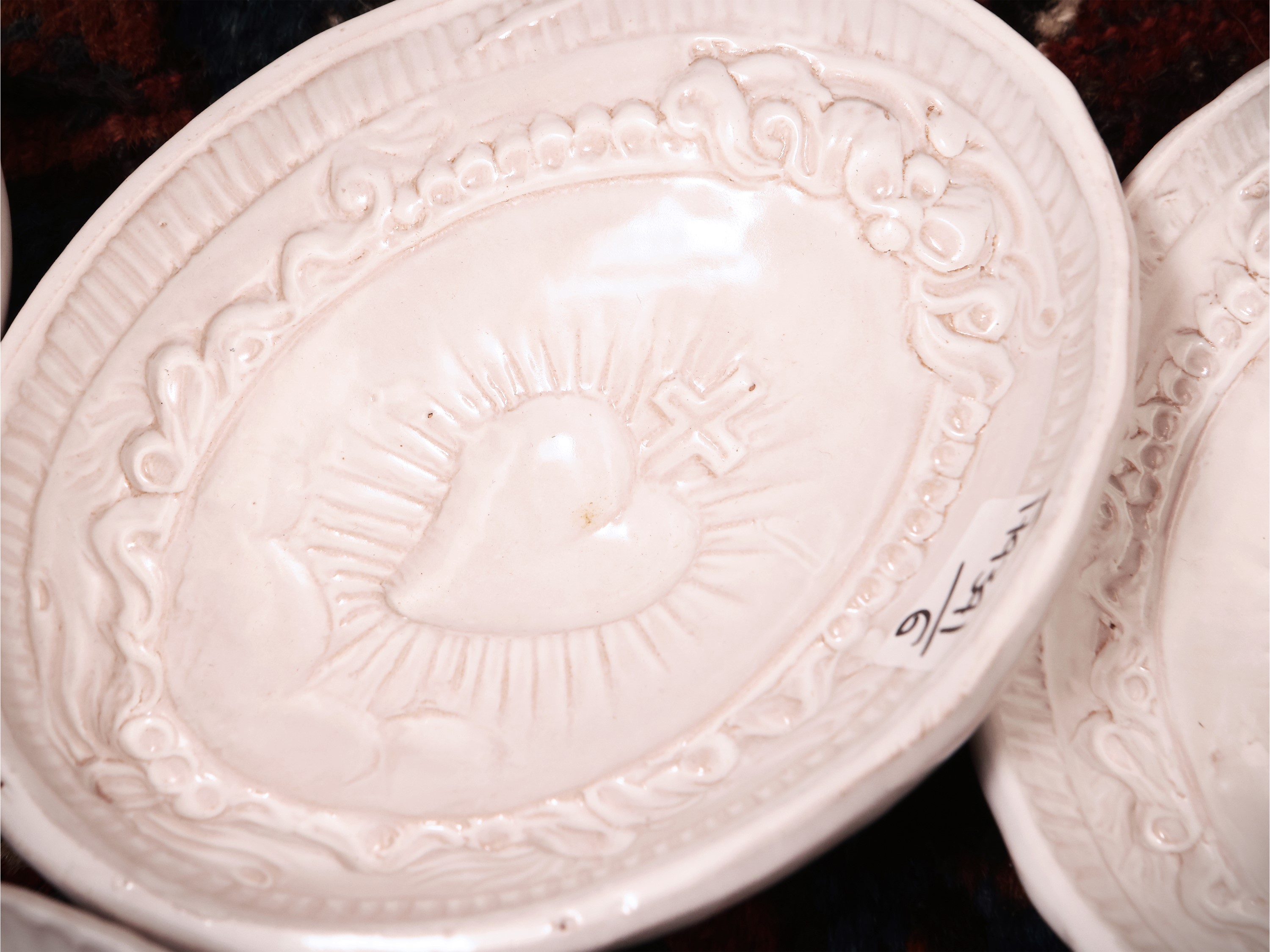 Raccolta di Sei Formine in Terracotta Smaltata per Gelo di Melone e Budini