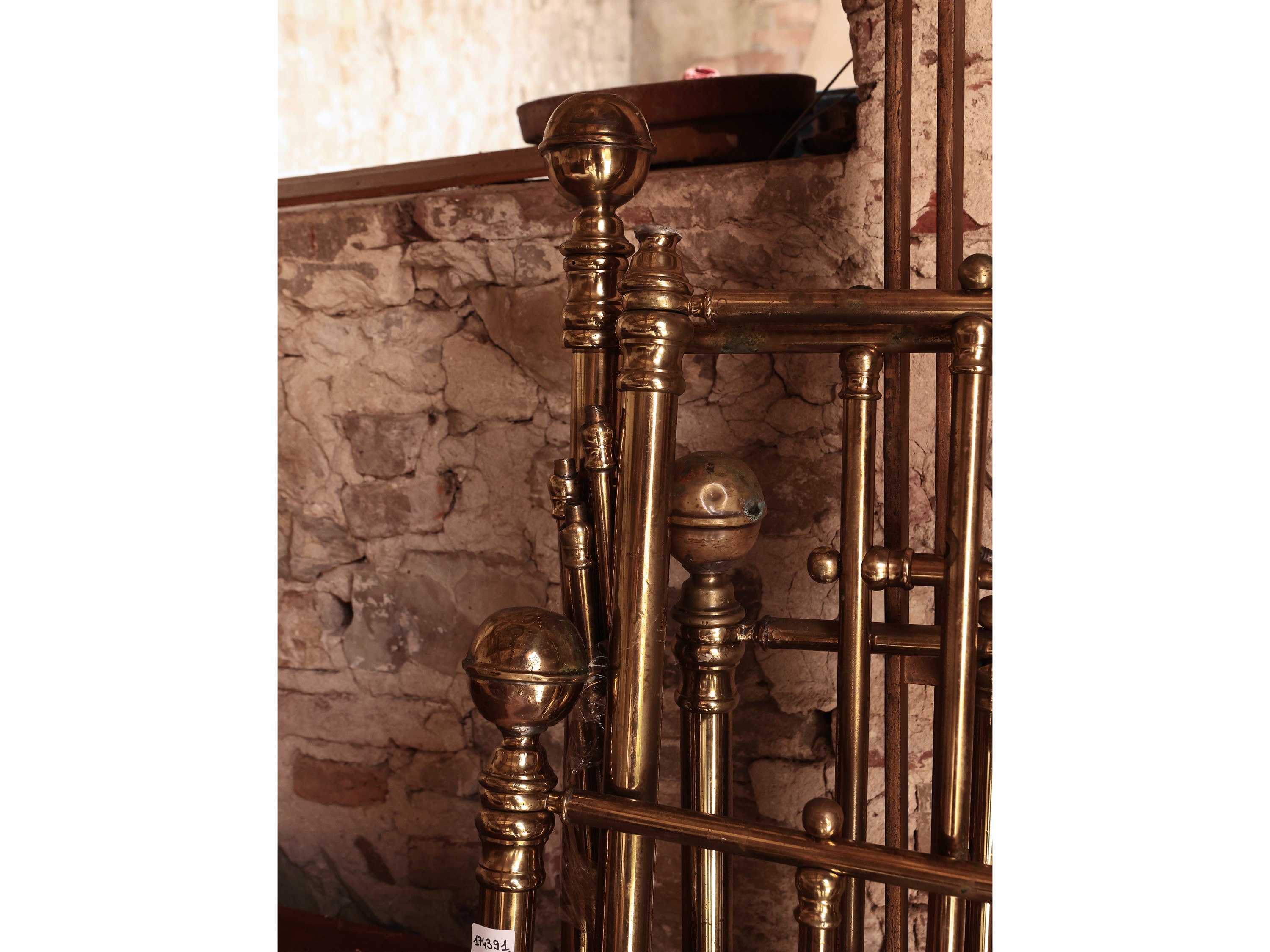 Coppia di letti singoli in ottone, h cm 112/128x91