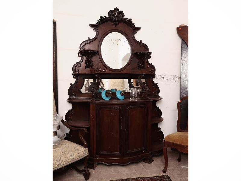 Credenza con alzata in noce