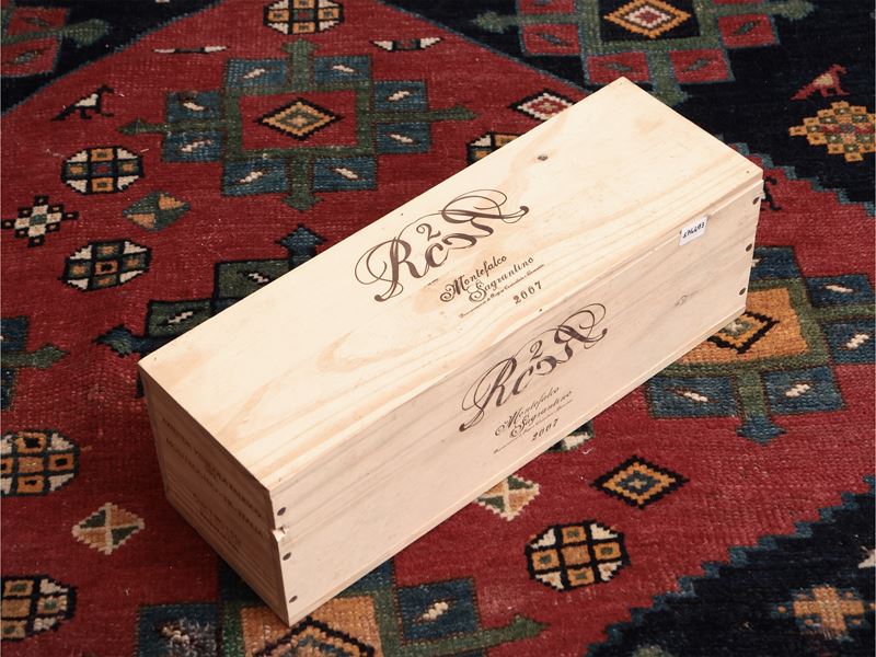 Bottiglia Montefalco Sagrantino 2007 Docg