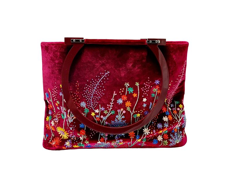 Salvatore Ferragamo - Borsa a spalla in velluto rosso lampone