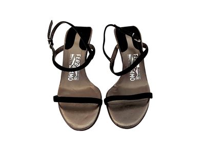Salvatore Ferragamo - Sandali in Suede Nero