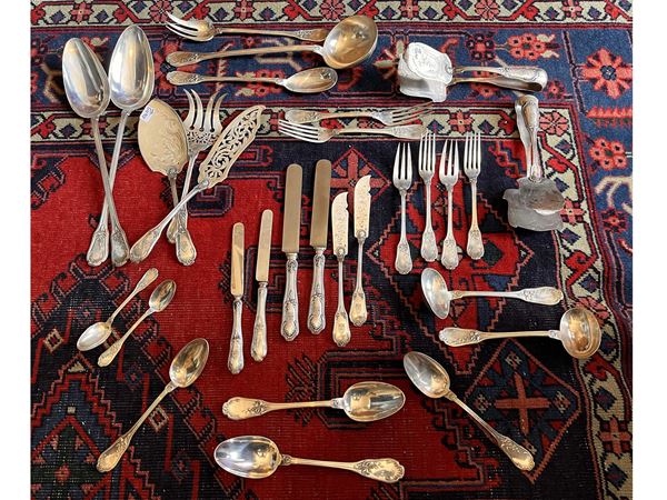 Importante servizio di posate in argento