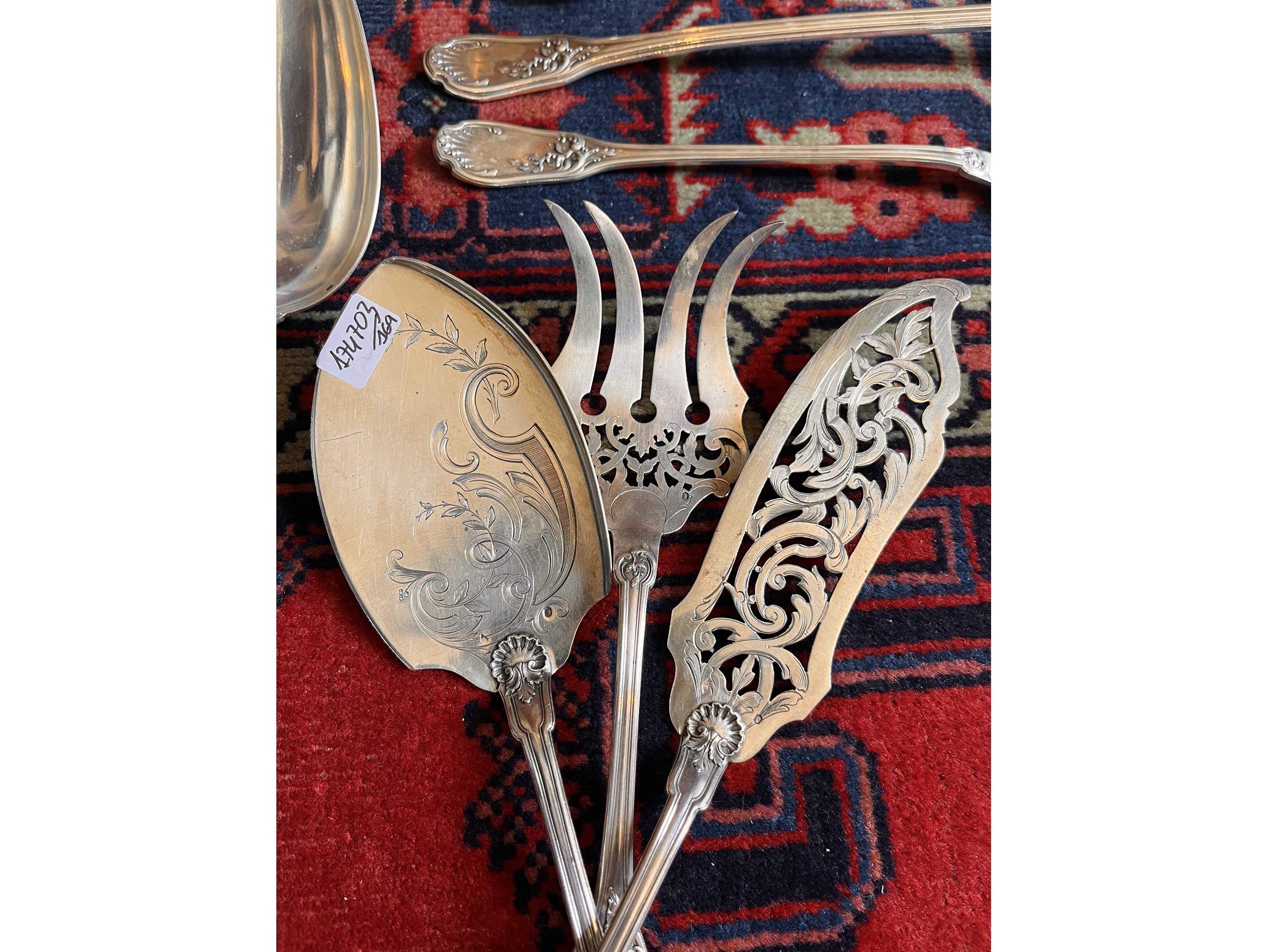 Importante servizio di posate in argento