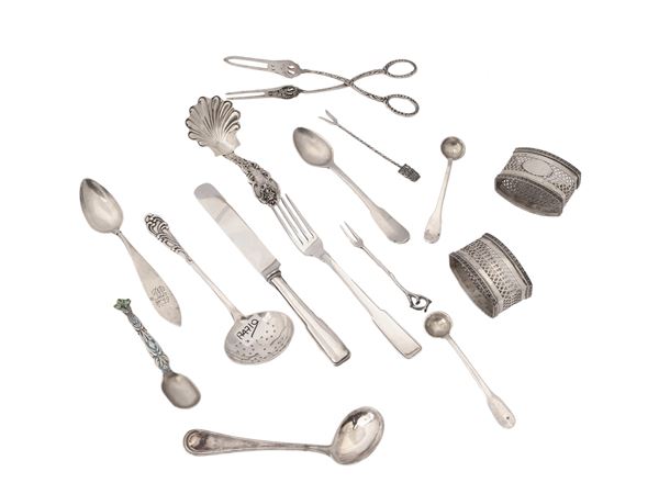 Collezione di posate in argento d'epoca