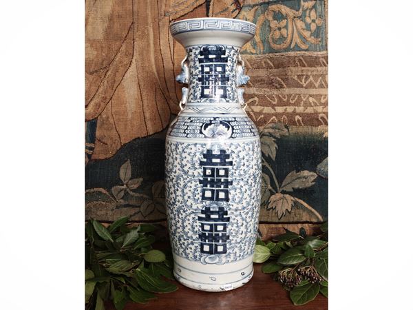 Vaso in porcellana bianco blu