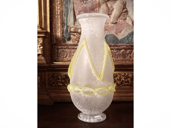 Vaso F.lli Toso in vetro scavo bianco