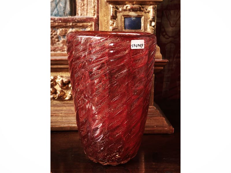 Vaso Seguso di Forma Ovoidale