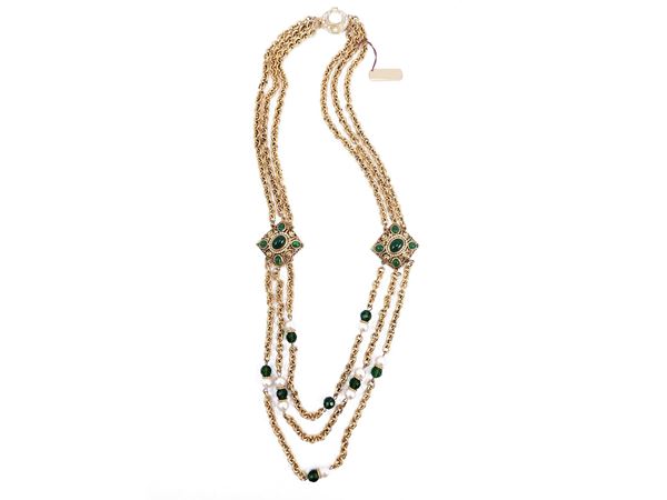 Pierre Cardin - Lunga collana in metallo golden tone e pietre verdi