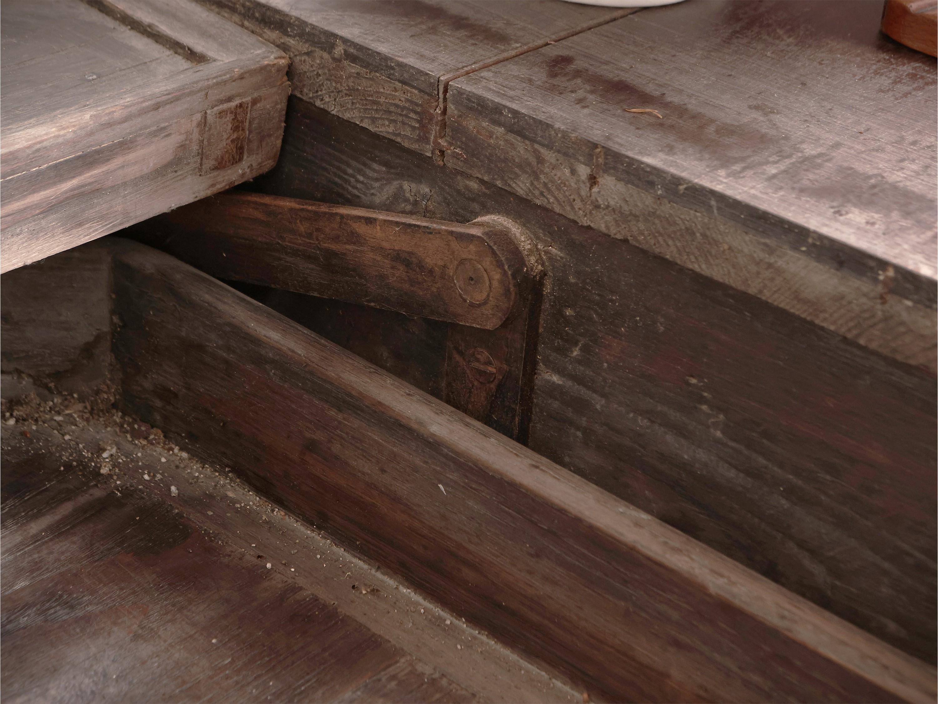 Scrivania a Banco in Legno Ebanizzato