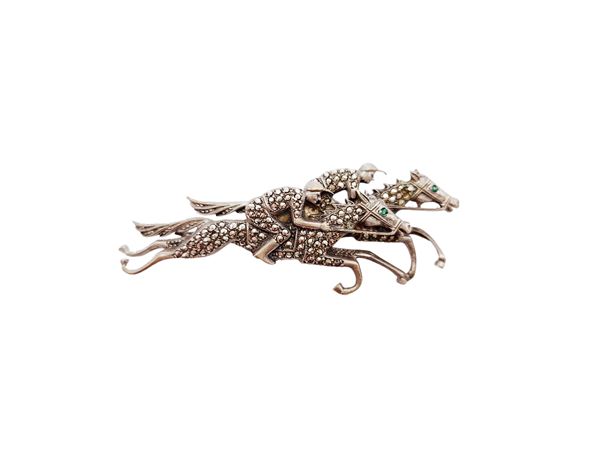 Silver Tone metal brooch