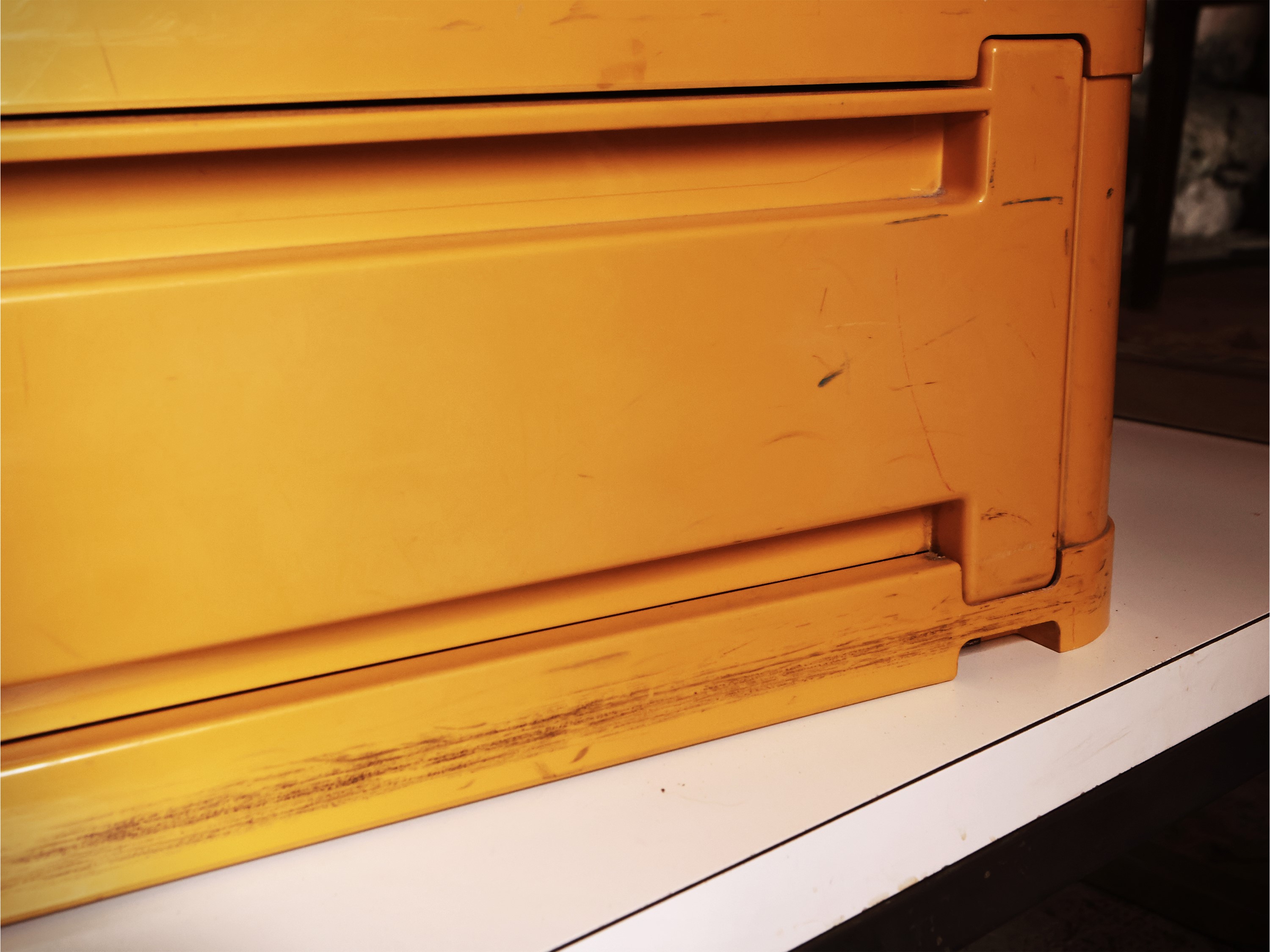 Contenitore 4963 in Plastica Gialla, Olaf Von Bohr per Kartell