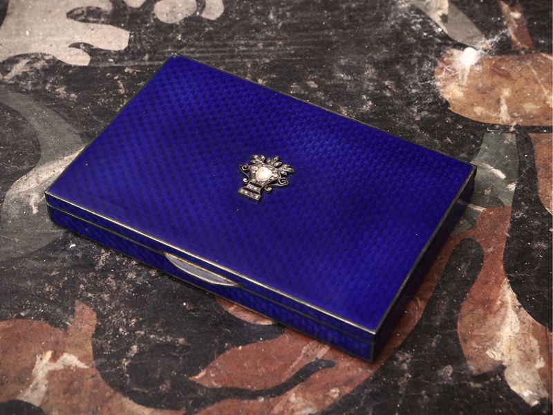Tabacchiera Art déco in argento e smalti blu cobalto