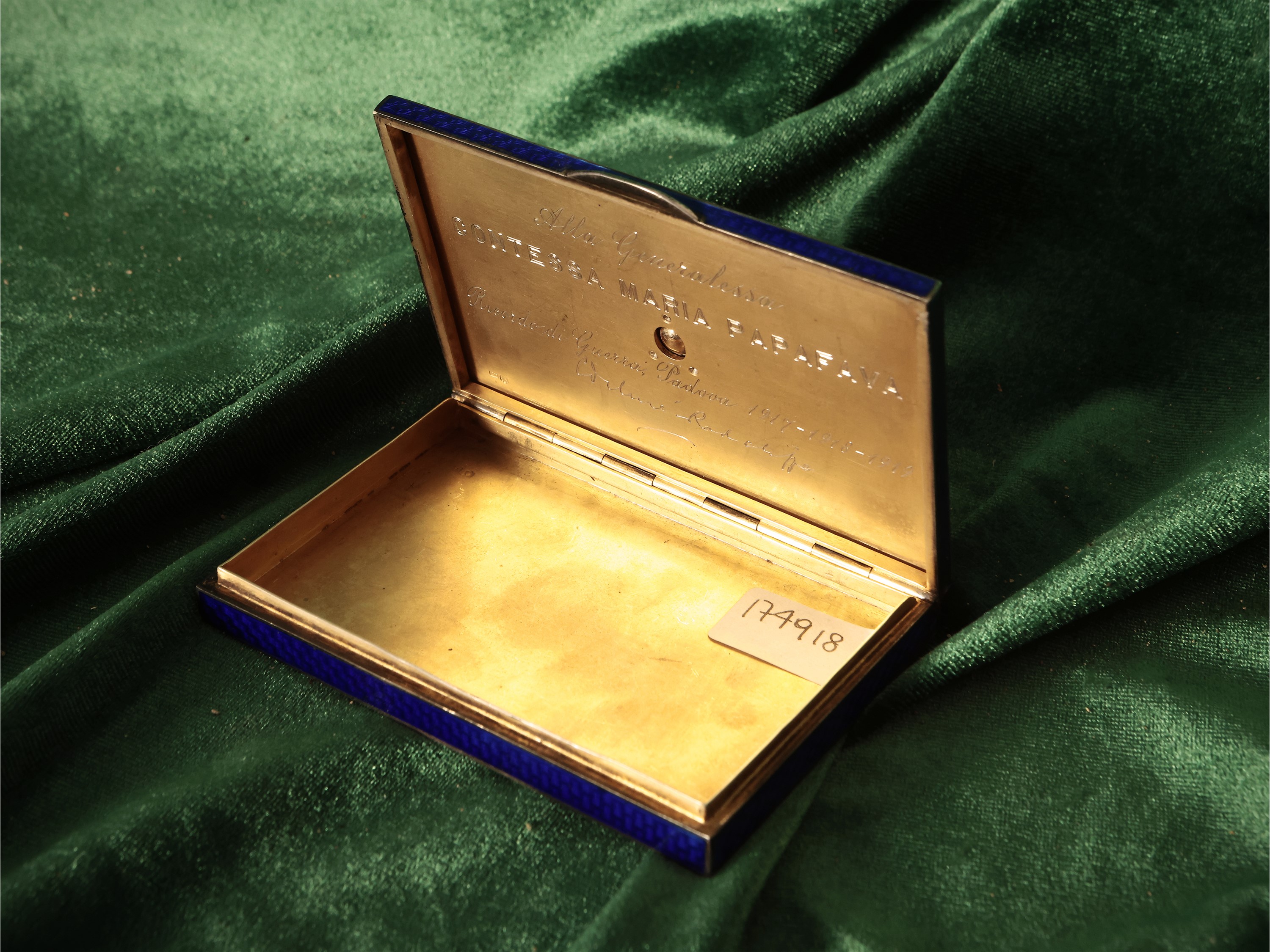 Tabacchiera Art déco in argento e smalti blu cobalto