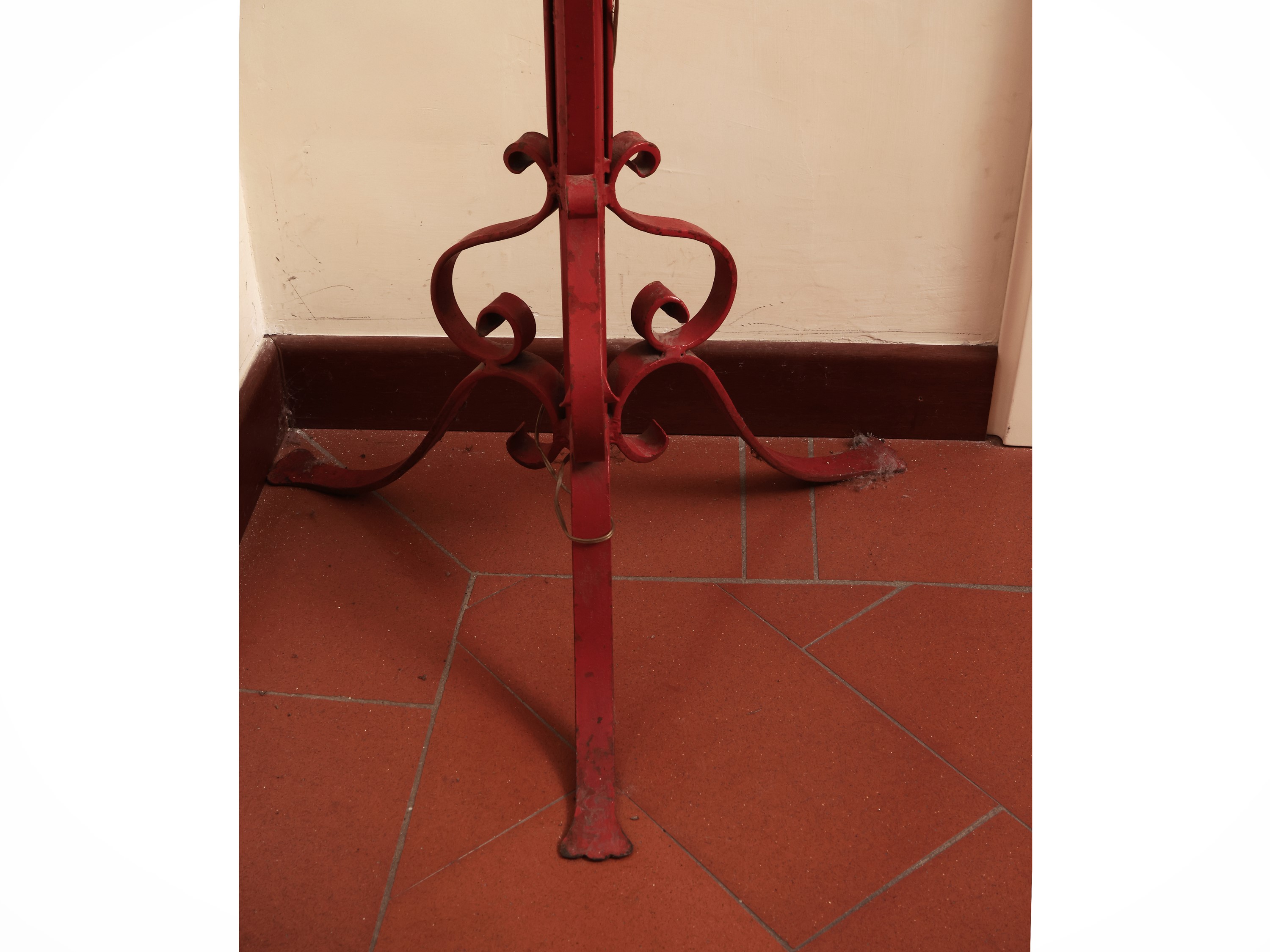 Torciera in Metallo Smaltato Rosso