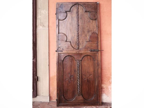 Antica porta in noce