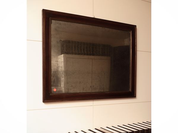 Specchiera con cornice in noce