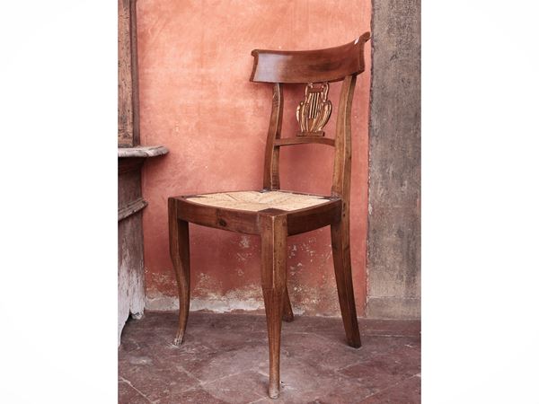 Coppia di sedie in noce