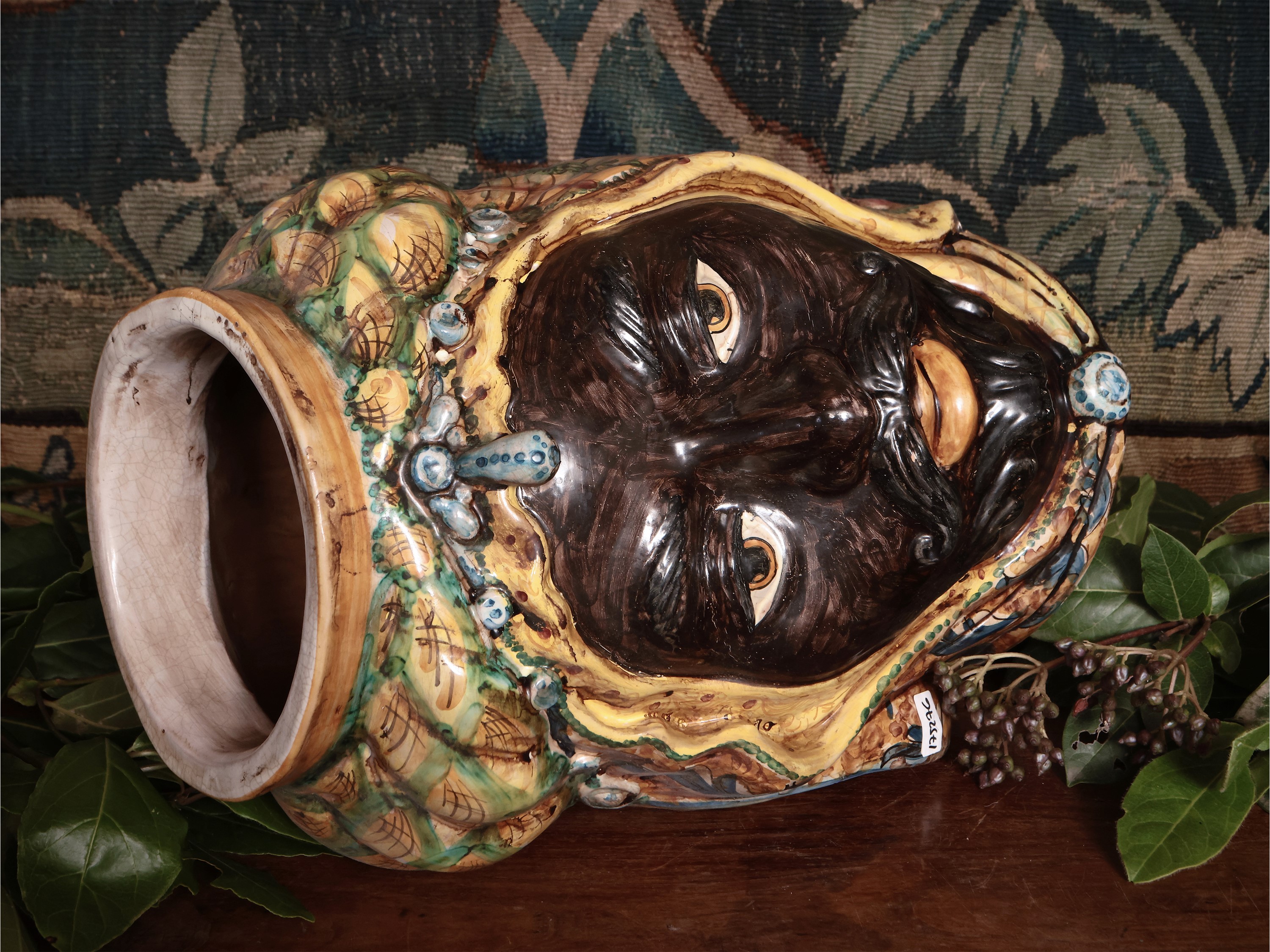Vaso Antropomorfo in Ceramica Policroma