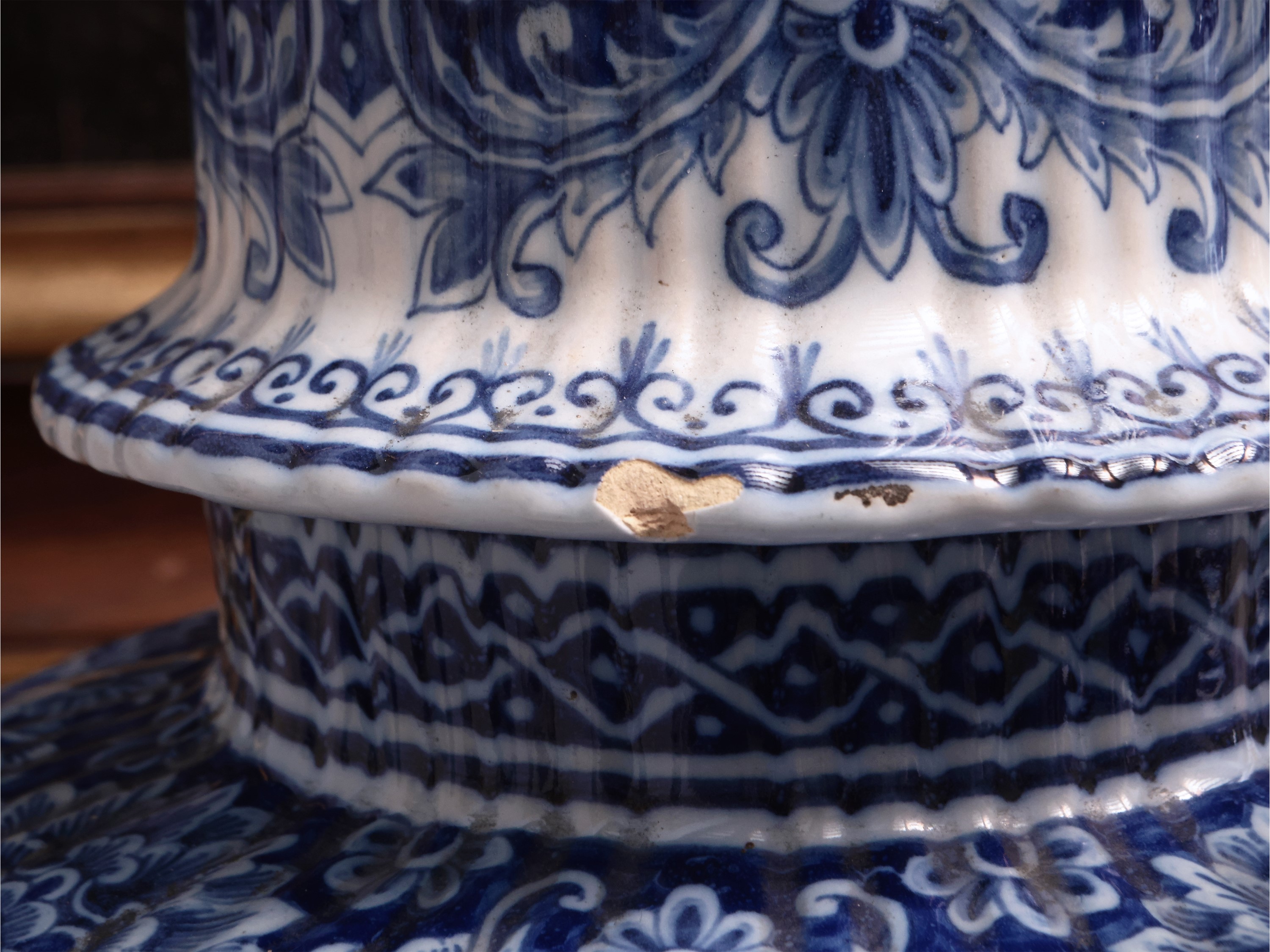 Grande Potiche in Terracotta Smaltata