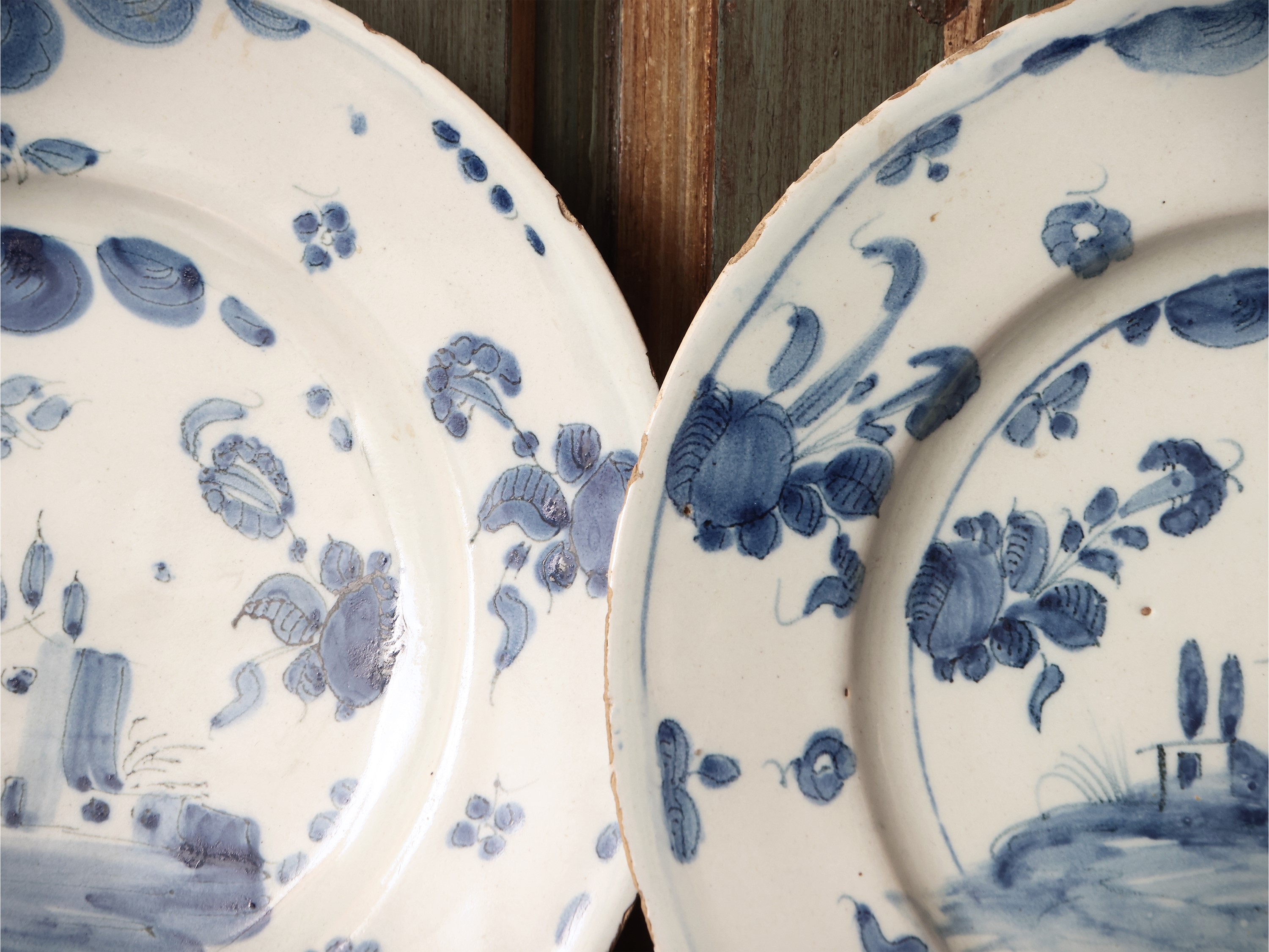 Coppia di Piatti in Maiolica di Savona