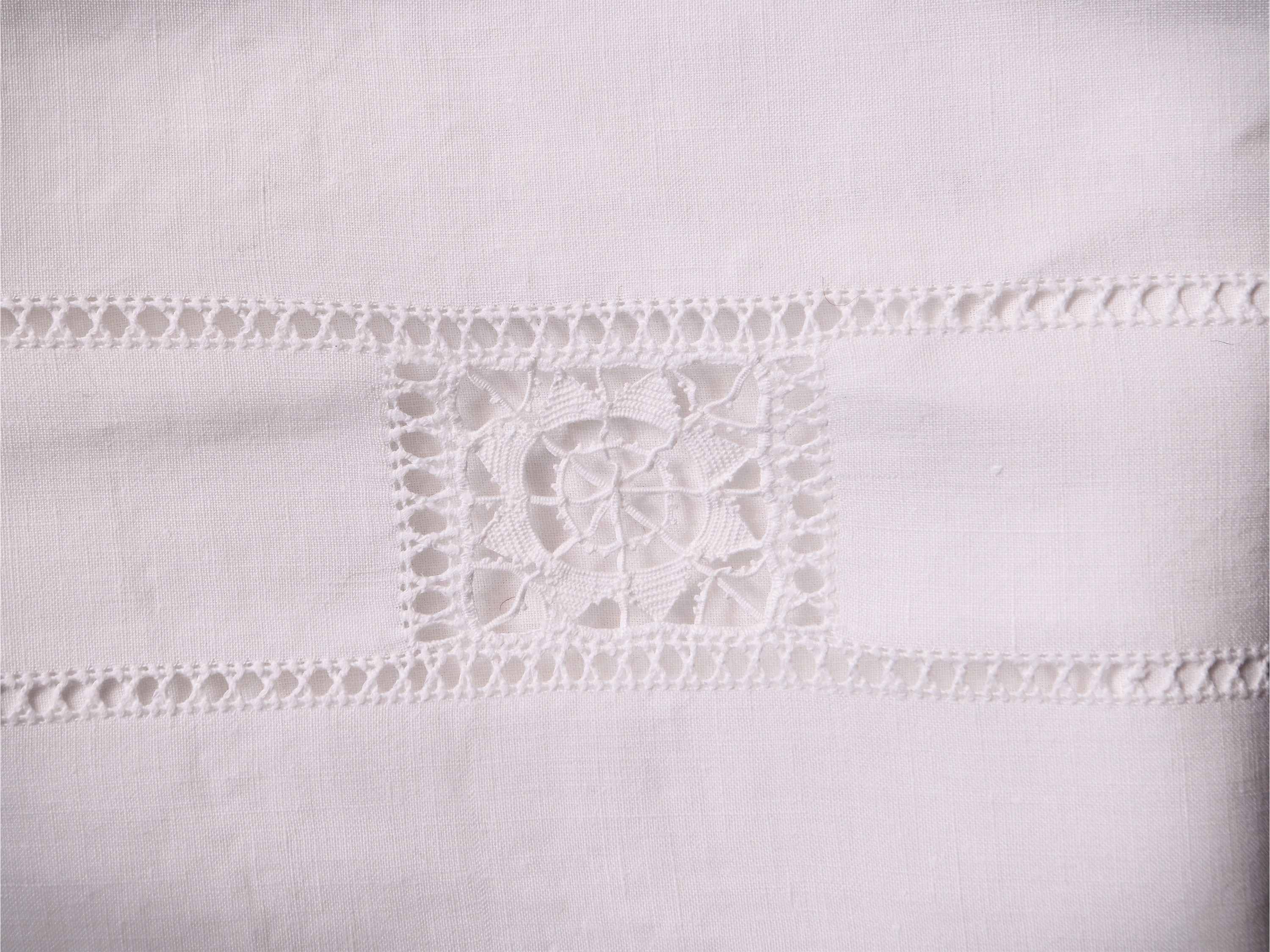 Tovaglia in Lino Bianco
